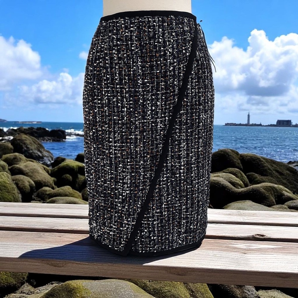 Calvin Klein Tweed Wrap Pencil Skirt Black White Wool Office‎ Classic Chic